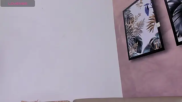 Snapshot of DahianaLincoln chatting on 11/11/25, 04:51 DahianaLincoln online show from 11/11/25, 04:51