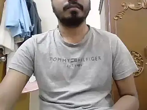 desiboyasif online show from 10/19/25, 04:51