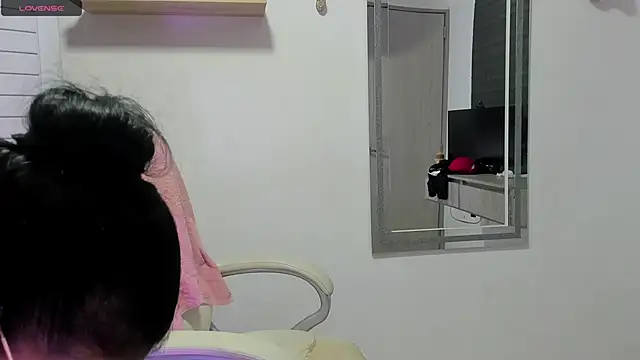 dahian carter online show from 10/18/25, 01:12