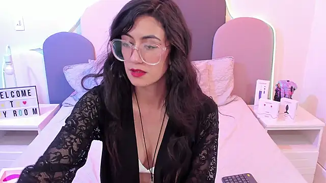 SophieGomez22 online show from 01/16/25, 05:44