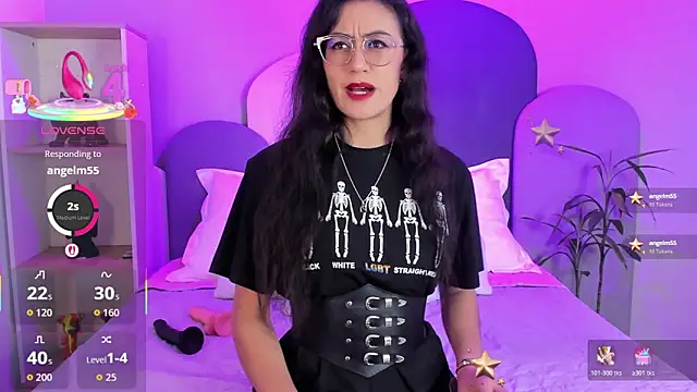 SophieGomez22 online show from 11/30/25, 11:25