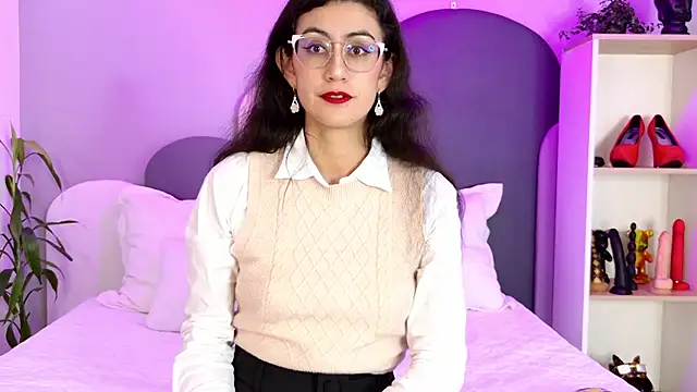 SophieGomez22 online show from 06/06/26, 11:15