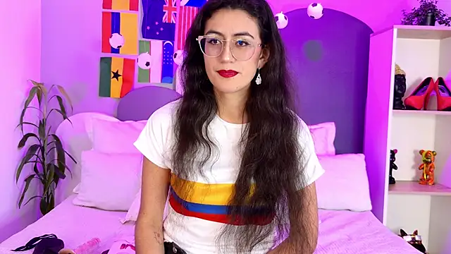 SophieGomez22 online show from 06/27/26, 12:22