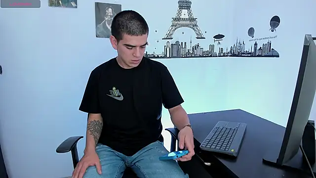 Ares Johnson online show from 01/10/25, 09:31