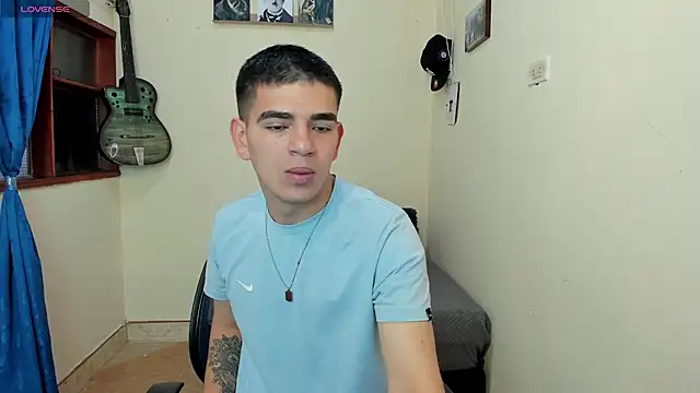 Ares Johnson online show from 02/01/25, 03:07