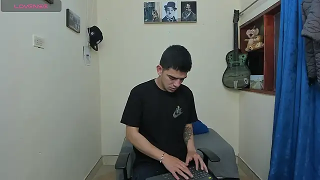 Ares Johnson online show from 02/11/25, 12:58
