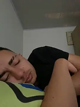 DanielGomez9 online show from 12/29/24, 10:36