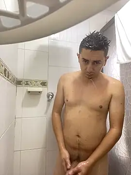 DanielGomez9 online show from 01/20/25, 12:07