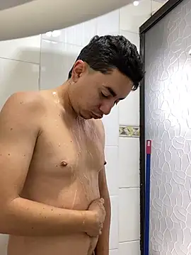 DanielGomez9 online show from 02/16/25, 04:42