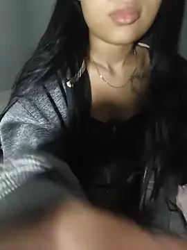 Livia Diaz online show from 05/17/26, 11:34