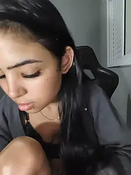 Snapshot of Livia_Diaz chatting on 07/11/26, 01:30 Livia Diaz online show from 07/11/26, 01:30