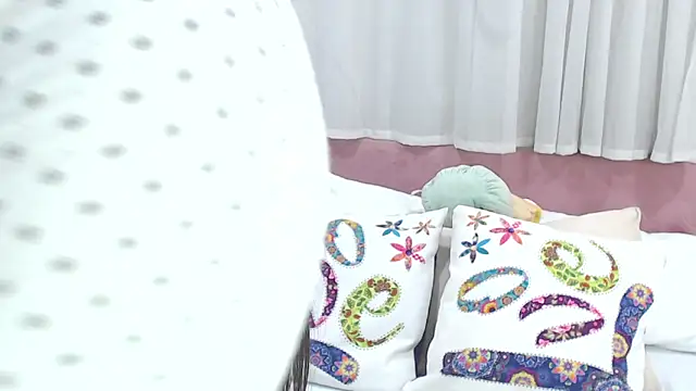 LexiiBloom online show from 01/15/25, 02:13