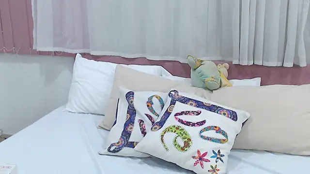 LexiiBloom online show from 01/24/25, 02:30