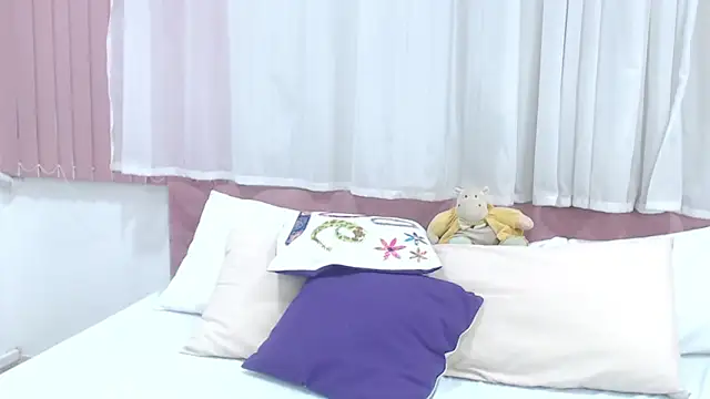 LexiiBloom online show from 02/15/25, 10:11