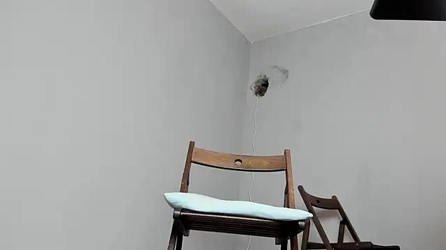 Snapshot of Master_Mark_Wayne chatting on 10/15/25, 06:52 Master Mark Wayne online show from 10/15/25, 06:52