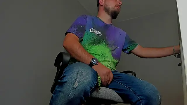 Snapshot of Master_Mark_Wayne chatting on 11/05/25, 07:47 Master Mark Wayne online show from 11/05/25, 07:47