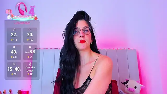 caro lyne  online show from 06/08/26, 07:25