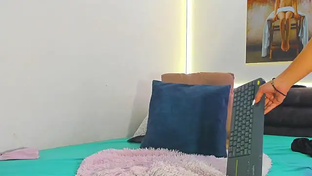 marianaa90 online show from 06/02/26, 03:14