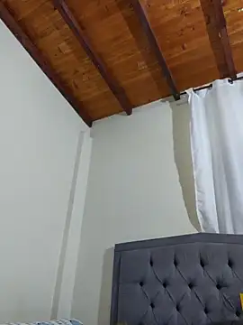 Snapshot of anny_vittar chatting on 09/18/25, 03:52 anny vittar online show from 09/18/25, 03:52