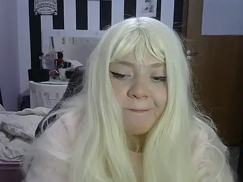 RuthBunny online show from 08/06/26, 01:46