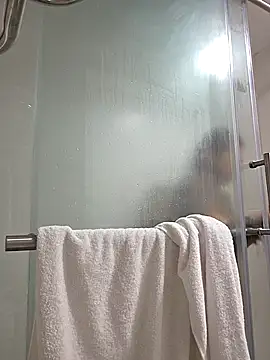 Snapshot of inkdbabz_33 chatting on 09/20/25, 10:22 inkdbabz 33 online show from 09/20/25, 10:22