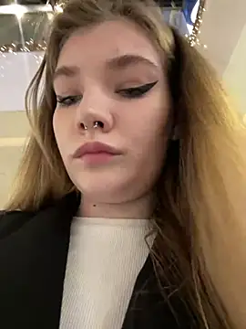 Snapshot of Holy_Tereza chatting on 12/14/24, 03:36 Holy Tereza online show from 12/14/24, 03:36