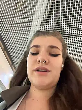 Snapshot of Holy_Tereza chatting on 05/13/26, 03:42 Holy Tereza online show from 05/13/26, 03:42