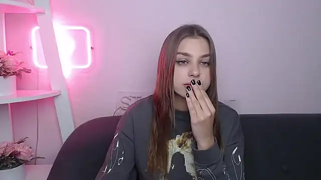 MilanaAngelAs online show from 10/07/25, 07:44