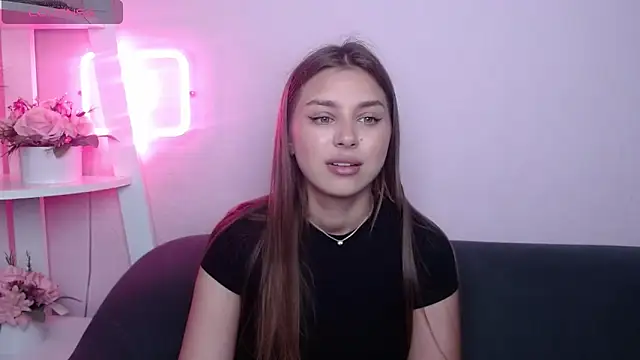 MilanaAngelAs online show from 06/11/26, 04:43