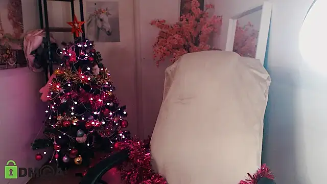  KittyBoo online show from 12/25/24, 09:45