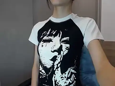 Snapshot of LiDonnaa chatting on 09/29/25, 10:53 LiDonnaa online show from 09/29/25, 10:53