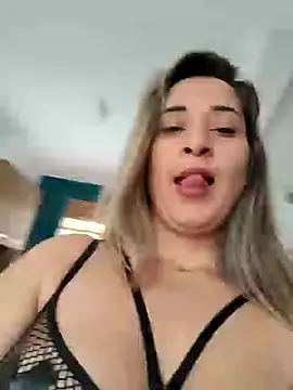 Snapshot of annamell chatting on 12/05/24, 01:38 annamell online show from 12/05/24, 01:38