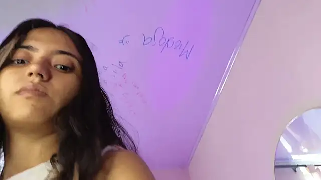 Snapshot of ViolettaSummer chatting on 02/01/25, 05:58 ViolettaSummer online show from 02/01/25, 05:58