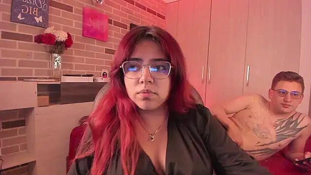 Rousse Collinss online show from 06/17/26, 03:53