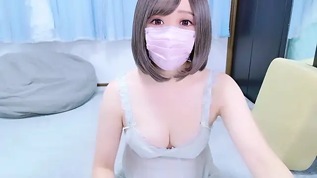 Snapshot of -YU- chatting on 12/05/25, 05:42 -YU- online show from 12/05/25, 05:42