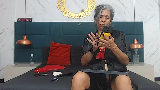 Snapshot of chanel_grant chatting on 11/19/25, 06:41 chanel grant online show from 11/19/25, 06:41