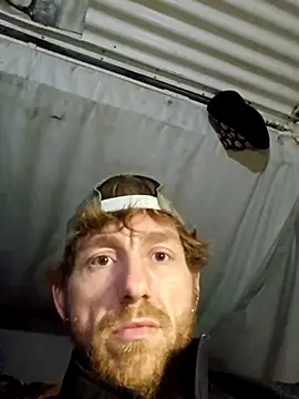 Snapshot of Snowwisss chatting on 03/19/25, 08:23 Snowwisss online show from 03/19/25, 08:23