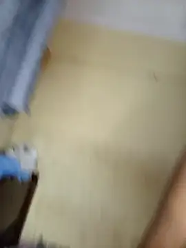 Snapshot of Chuby-Yumy chatting on 10/24/25, 09:28 Chuby-Yumy online show from 10/24/25, 09:28