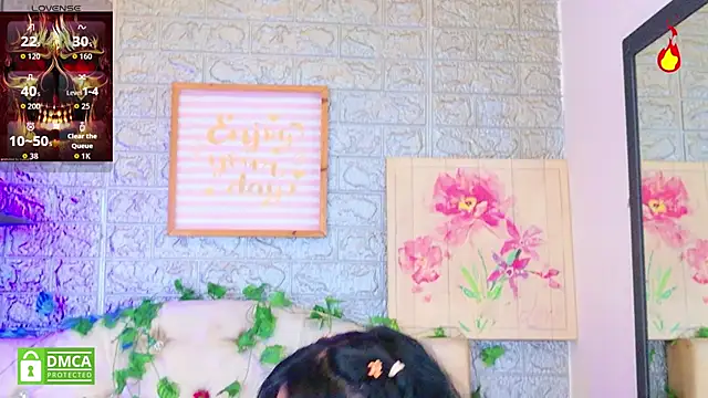 Snapshot of REDHOTTER_ chatting on 11/29/25, 08:12 REDHOTTER online show from 11/29/25, 08:12