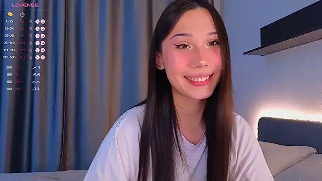 Kaia Sunshine Mia online show from 07/12/26, 09:00
