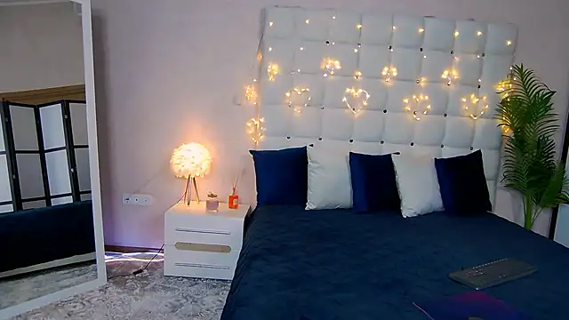 NicoleRosss online show from 01/17/25, 12:52