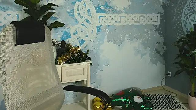 Orianna Fox online show from 12/31/24, 01:08