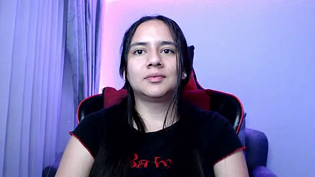 Snapshot of Lexyevans chatting on 12/26/24, 02:44 Lexyevans online show from 12/26/24, 02:44