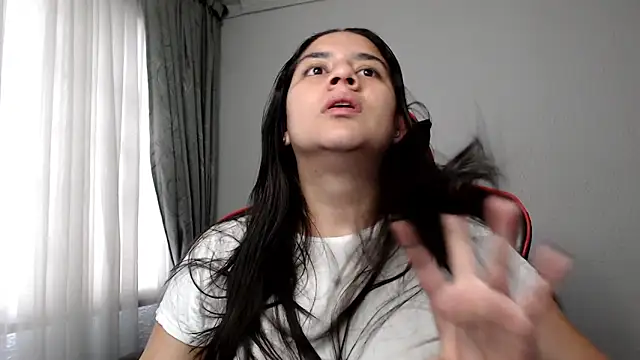 Snapshot of Lexyevans chatting on 12/27/24, 06:53 Lexyevans online show from 12/27/24, 06:53