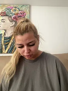 AllysonK online show from 07/28/26, 11:17