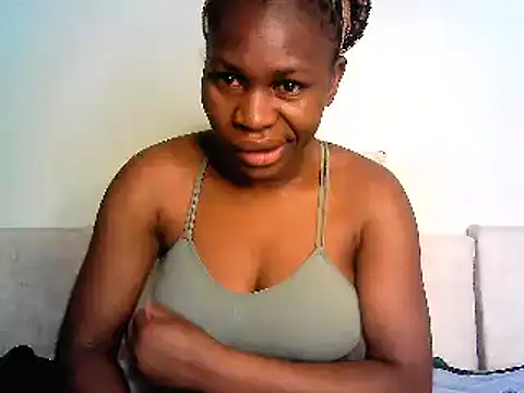 Snapshot of lisaa544 chatting on 02/15/25, 03:42 lisaa544 online show from 02/15/25, 03:42