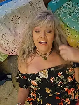annika lately online show from 07/25/26, 05:21