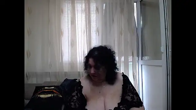 maturekorine online show from 07/13/26, 11:02