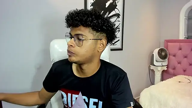 boylittle19cm online show from 09/24/25, 12:41