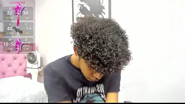 boylittle19cm online show from 10/22/25, 12:49